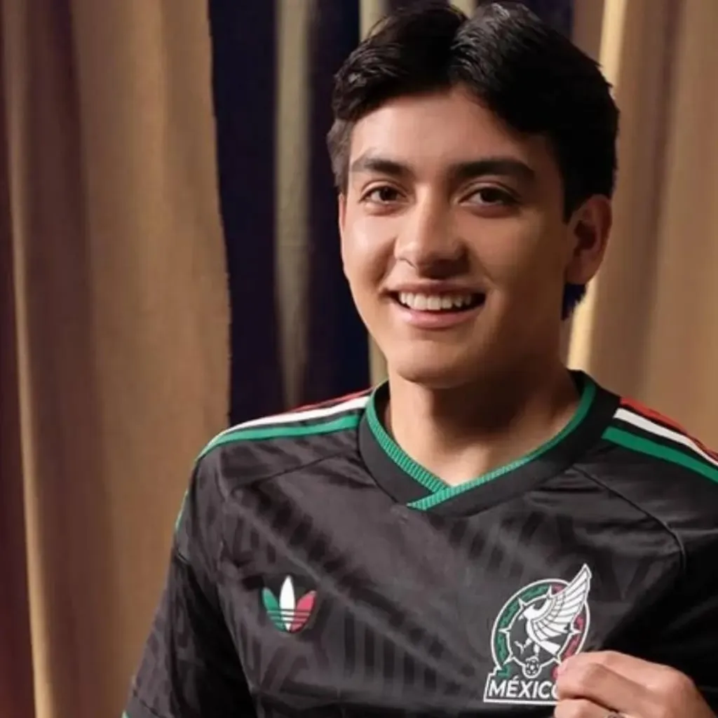 chat with ai character: gilberto mora