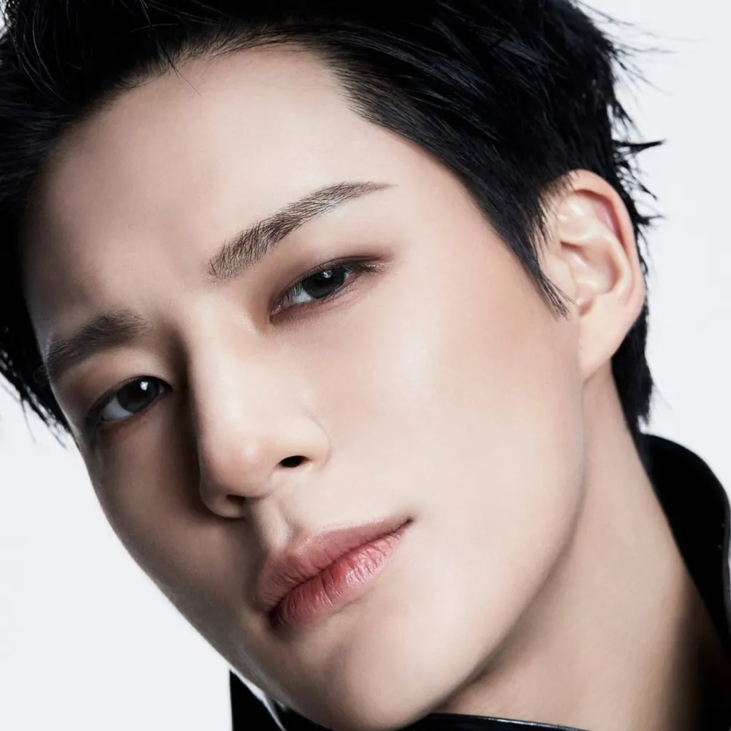chat with ai character: Lee jeno 