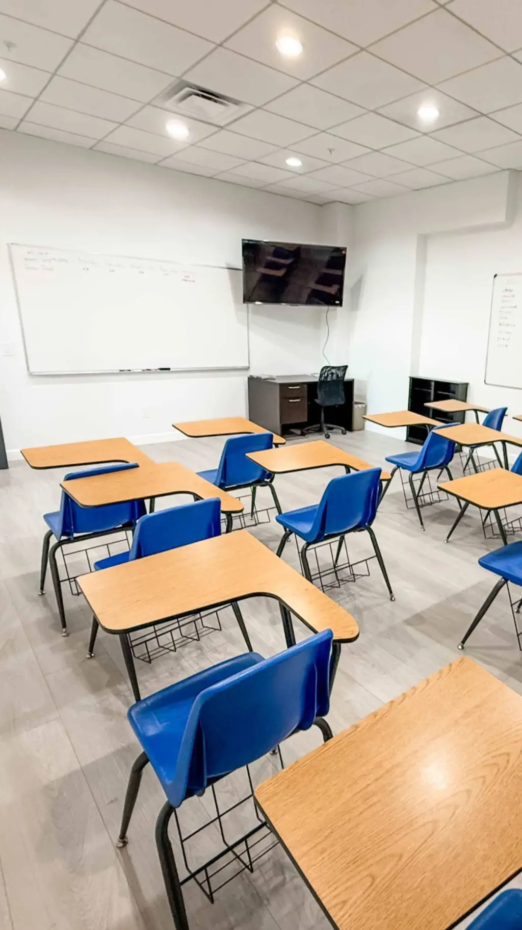 Talkie AI - Chat with New school