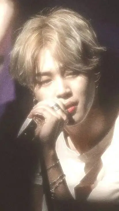 ai character: JIMIN 🇰🇷💜💜 background