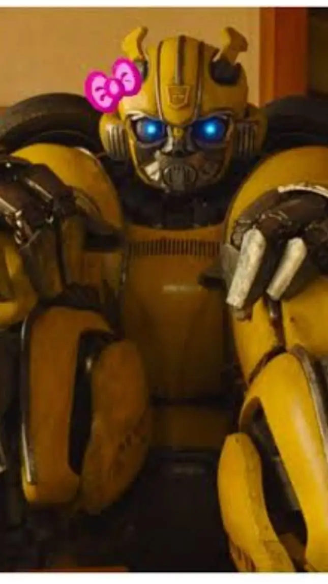 ai character: bumblebee background