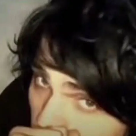 chat with ai character: Gerard Way