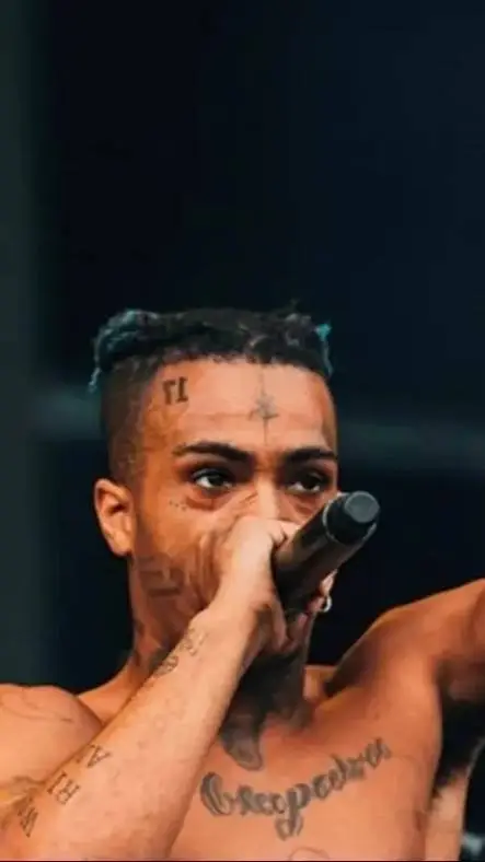 ai character: xxxtentacion  background