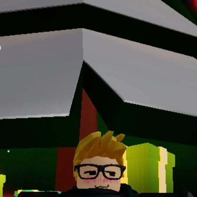 chat with ai character: Mathew10101-blox