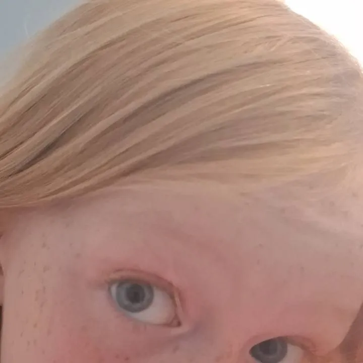 chat with ai character: Katie 