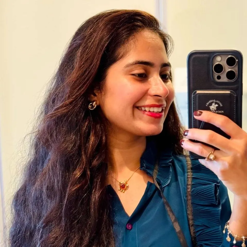 chat with ai character: Ekta Chopra 
