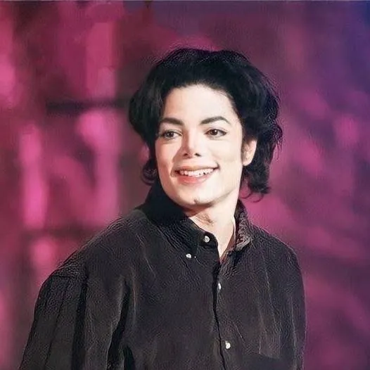 chat with ai character: Michael Jackson