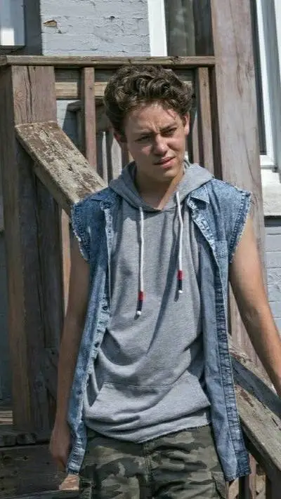 ai character: Carl Gallagher  background