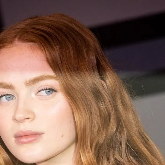 chat with ai character: Sadie sink 