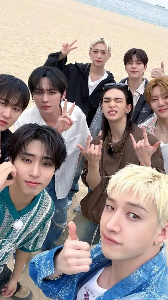 ai character: Straykids background