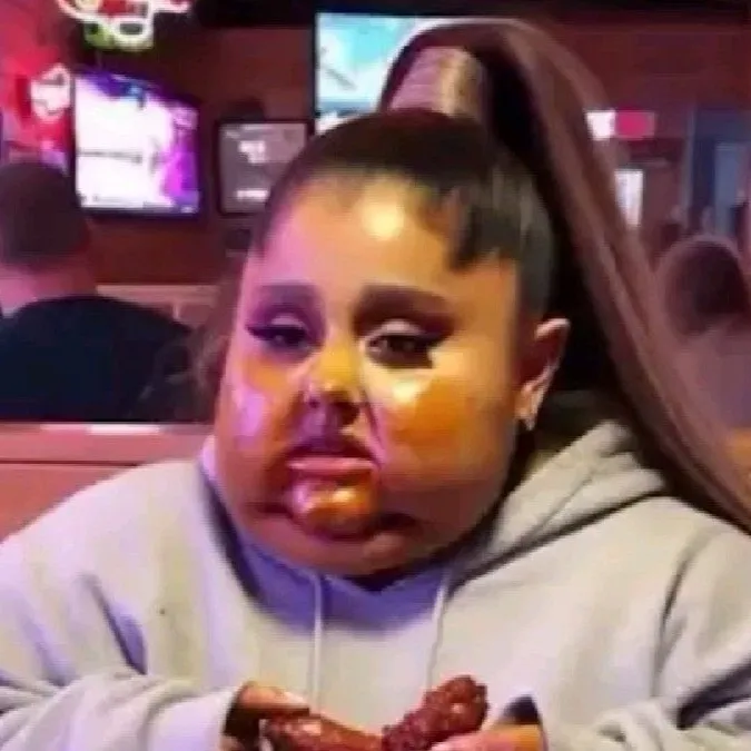 chat with ai character: Fat Ariana grande