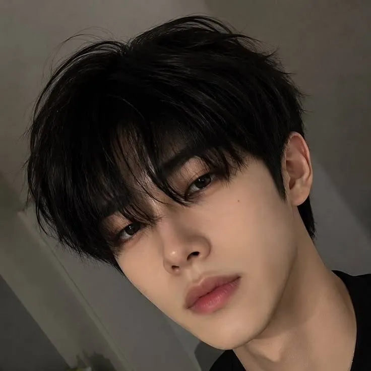chat with ai character: Ju-young