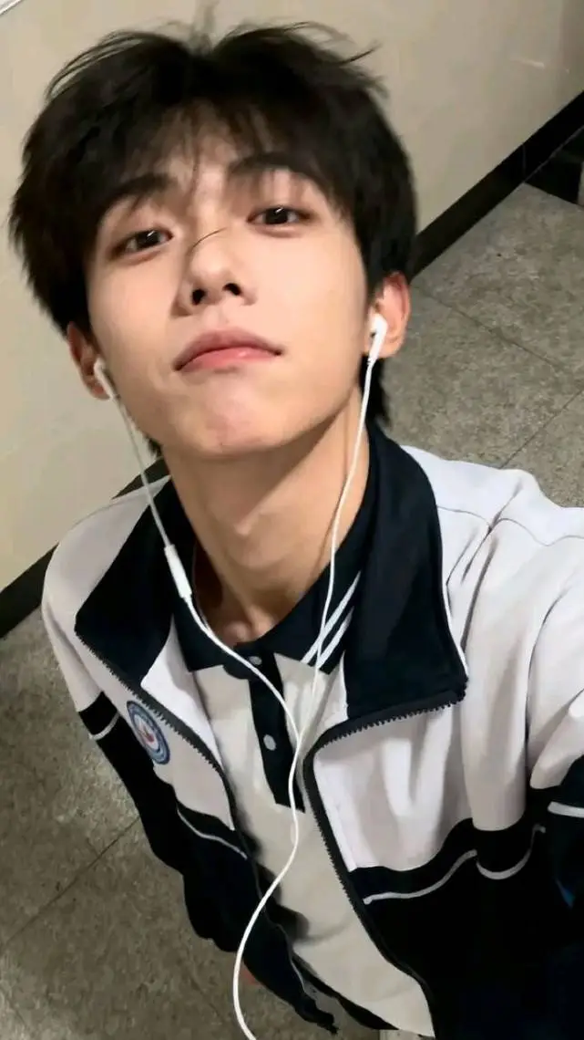 ai character: Jae-won background