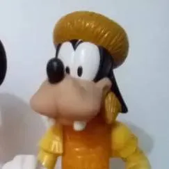 chat with ai character: Goofy el father 