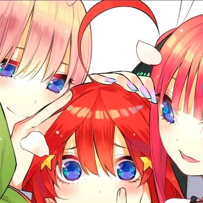 chat with ai character: the nakano sisters