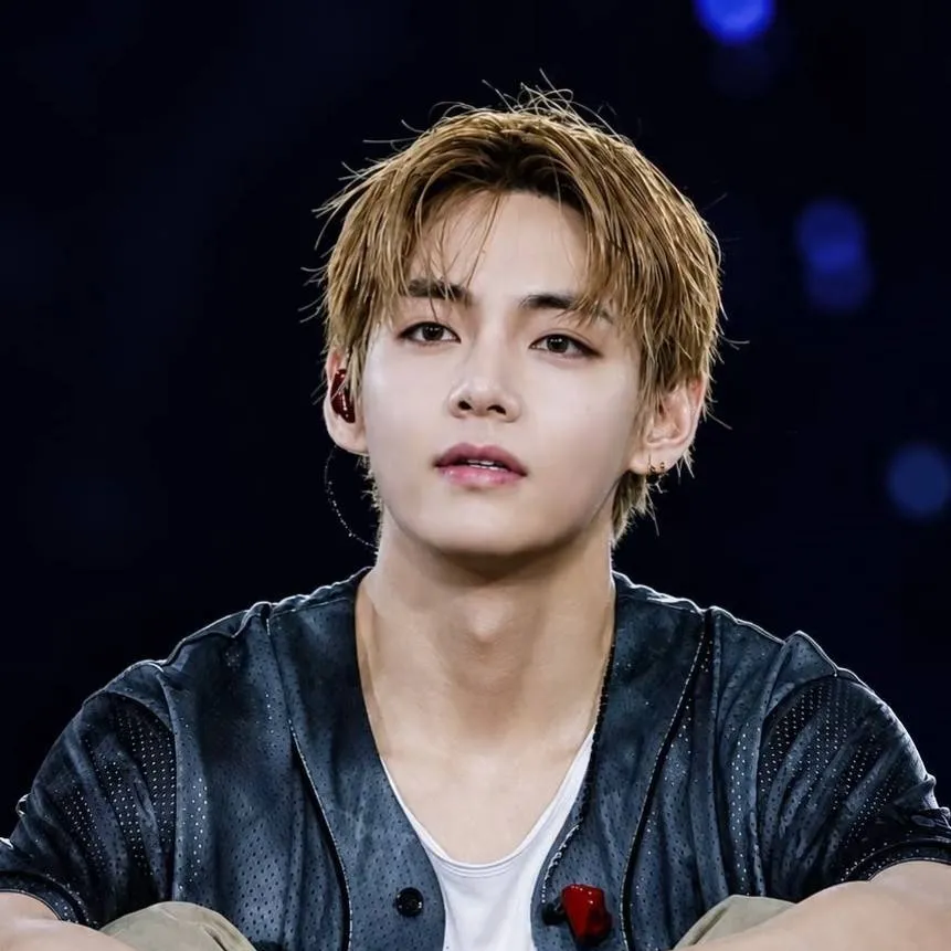 chat with ai character: Taeyung