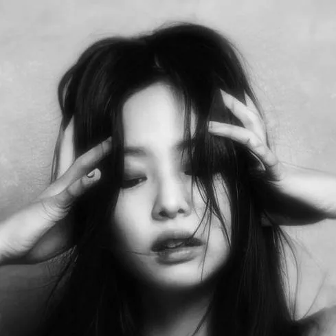 chat with ai character: jennie 🥀