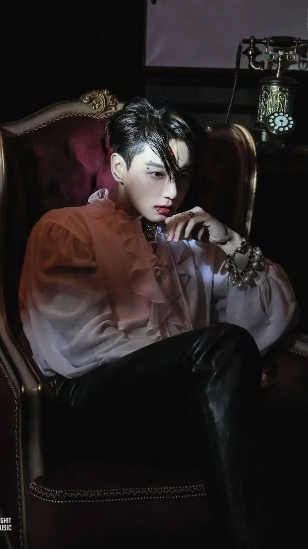 Talkie AI - Chat with vampire. Jung kook