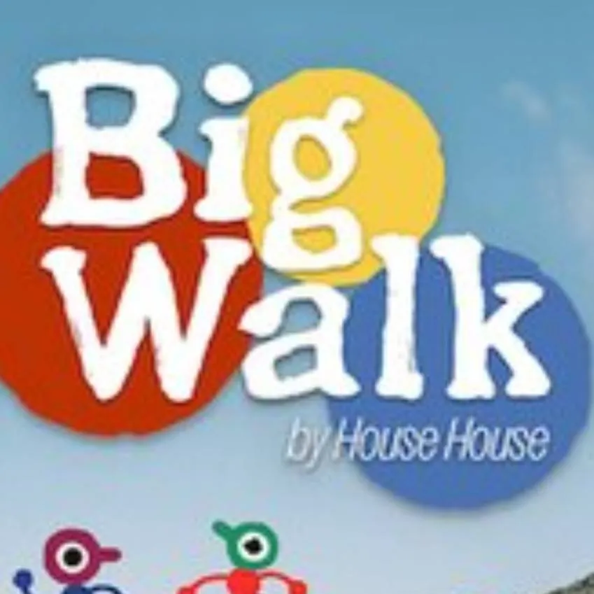 chat with ai character: Big walk