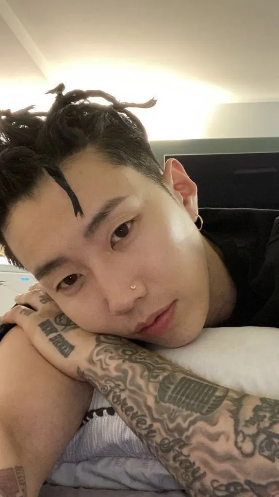 ai character: Jay Park background