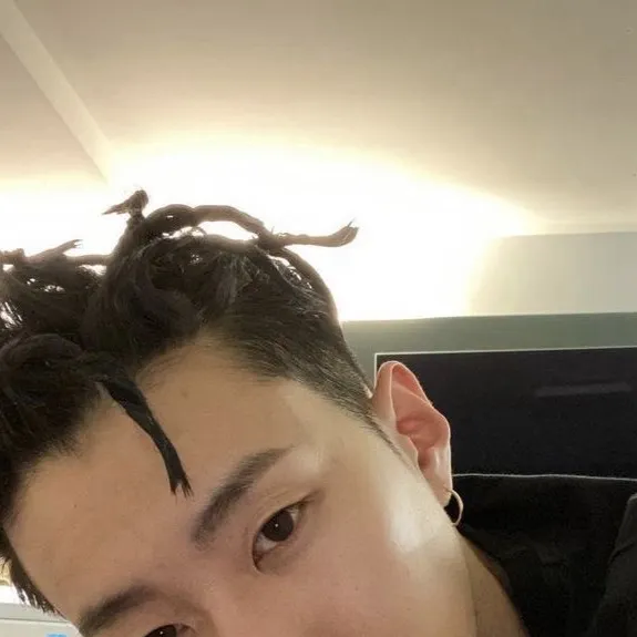 chat with ai character: Jay Park