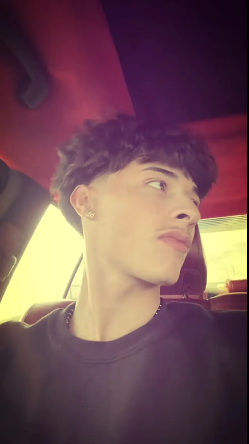 Talkie AI - Chat with ￼Alex chino🪐