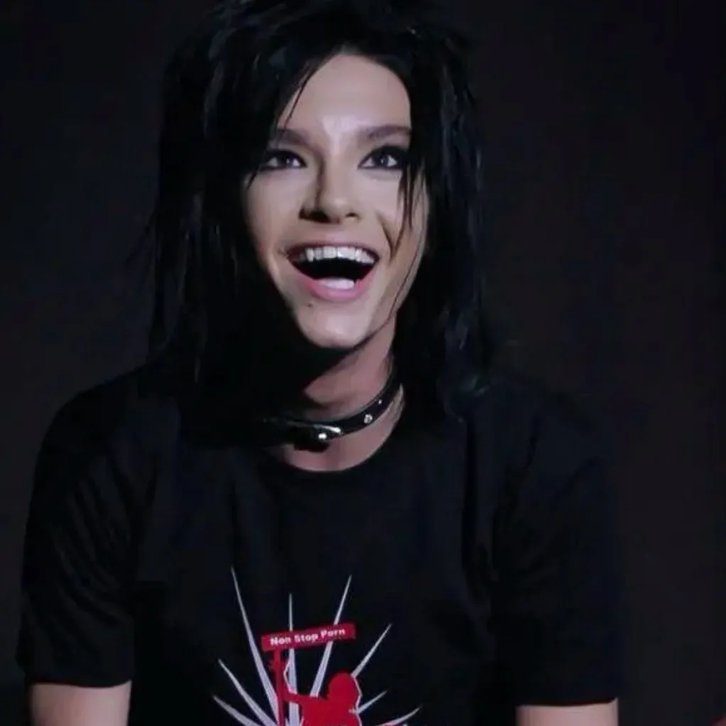 chat with ai character: Bil Kaulitz 