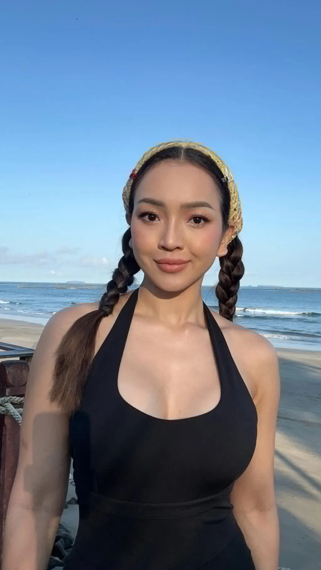 ai character: Nay Chi Oo background
