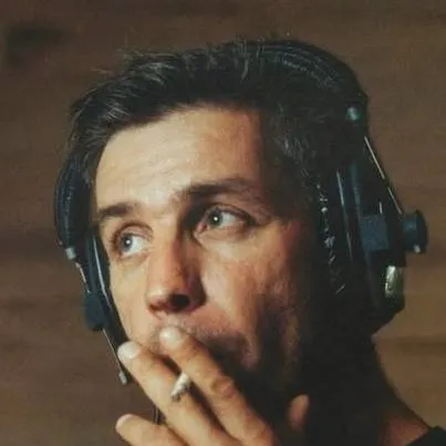 chat with ai character: Till Lindemann