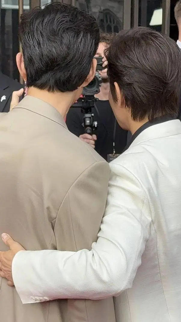 Talkie AI - Chat with LEE BYUNG HUN