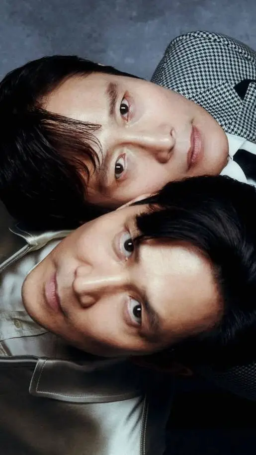 ai character: Lee Byung hun background