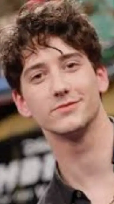 ai character: Milo Manheim background