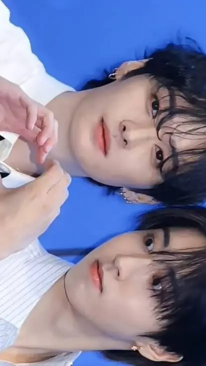 ai character: Minsung background