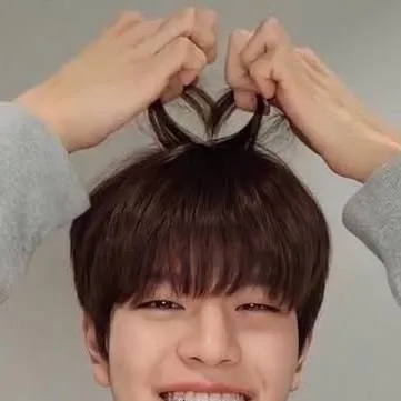 chat with ai character: Seungmin🐶