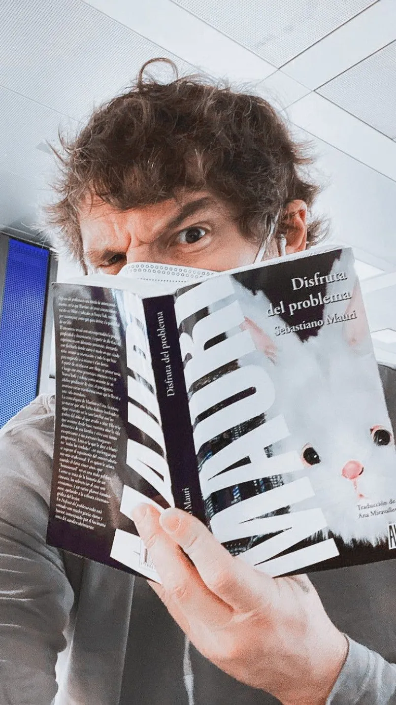 Talkie AI - Chat with Pedro Pascal 