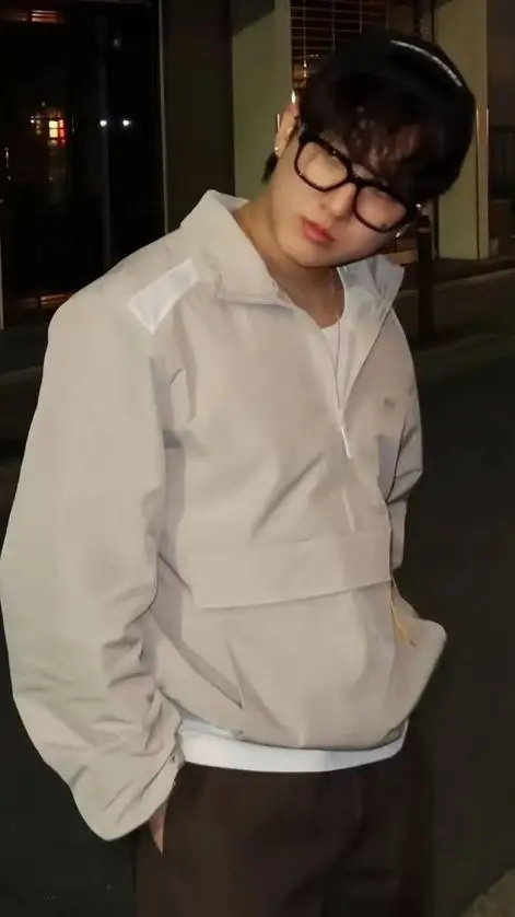 ai character: Changbin background