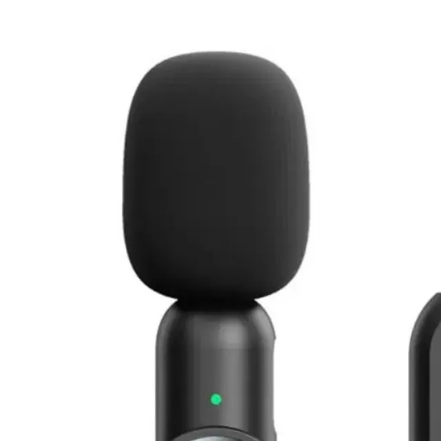 chat with ai character: Shitty microphone