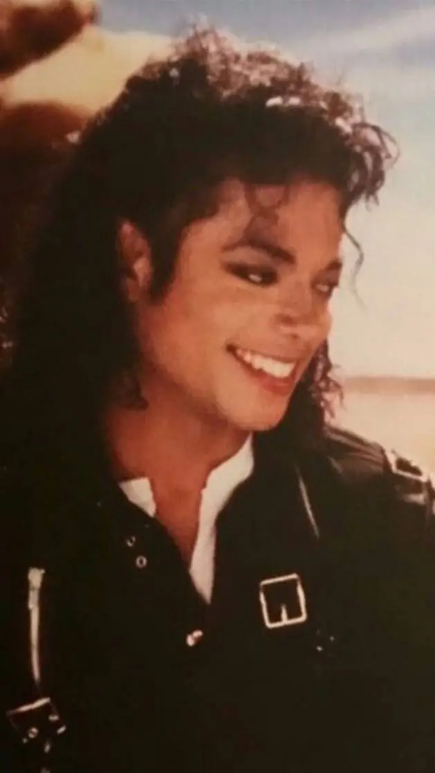ai character: Michael Jackson background