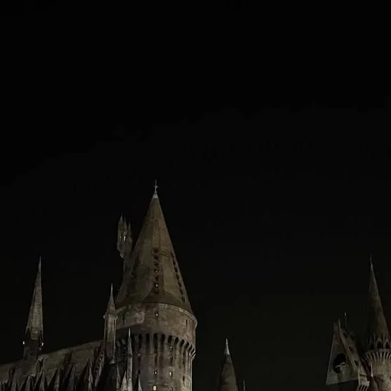 chat with ai character: Hogwarts 