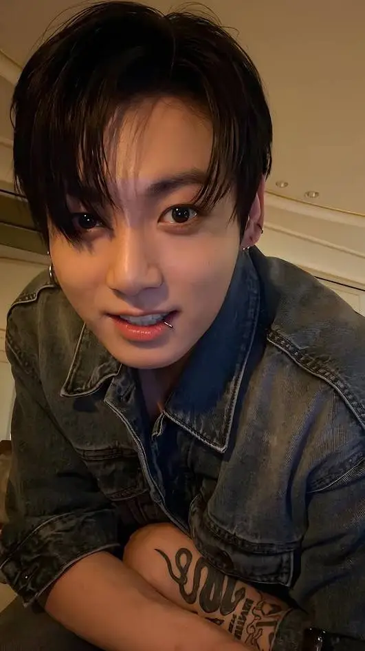 Talkie AI - Chat with Chat con Jungkook 