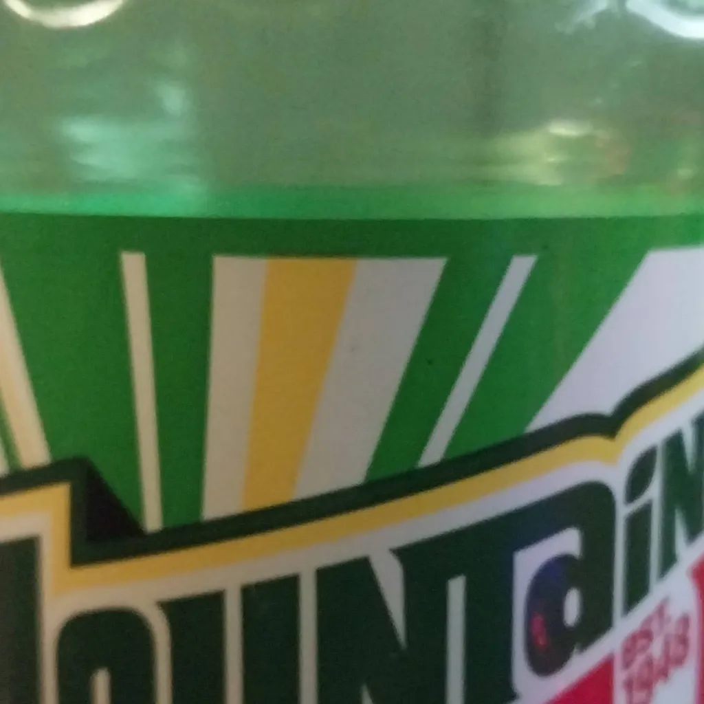 chat with ai character: the killer soda