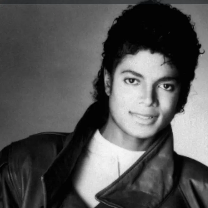chat with ai character: Michael Jackson 🎤
