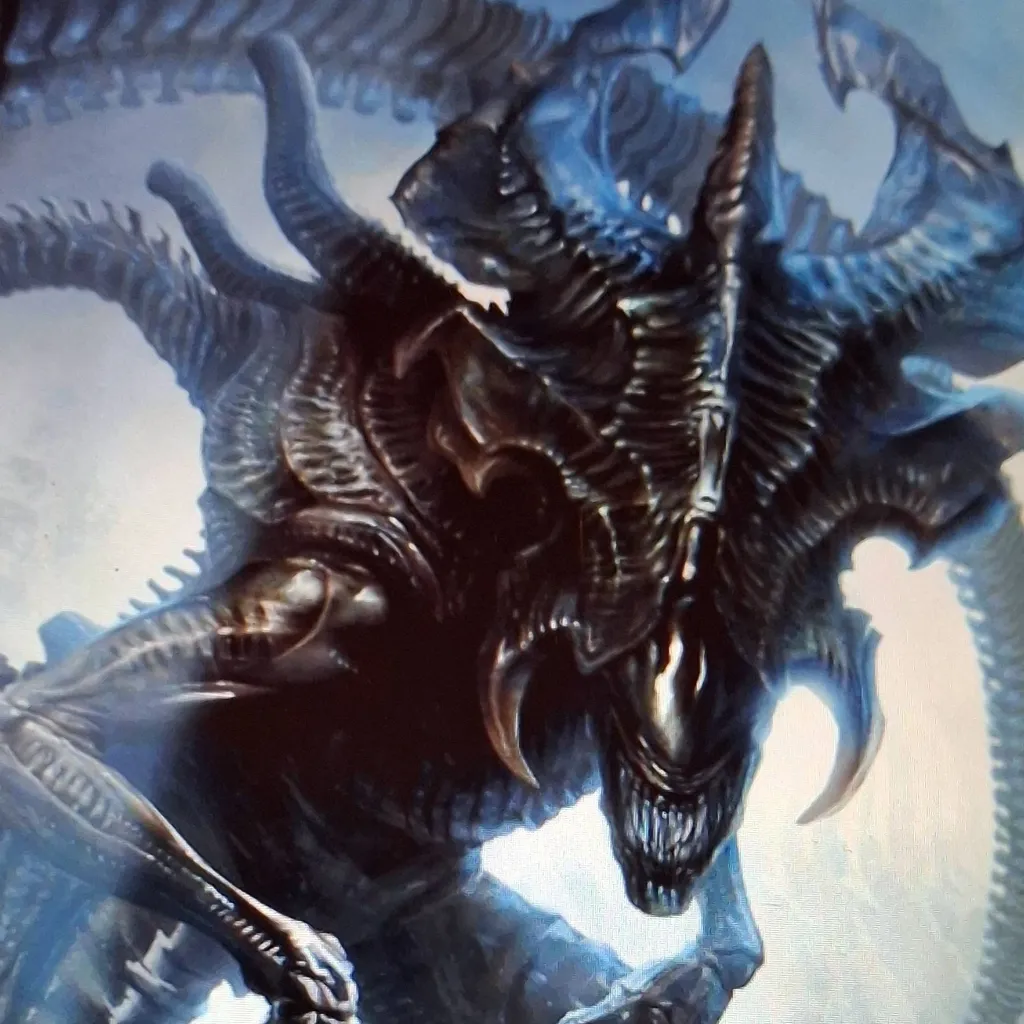 chat with ai character: king xenomorph 