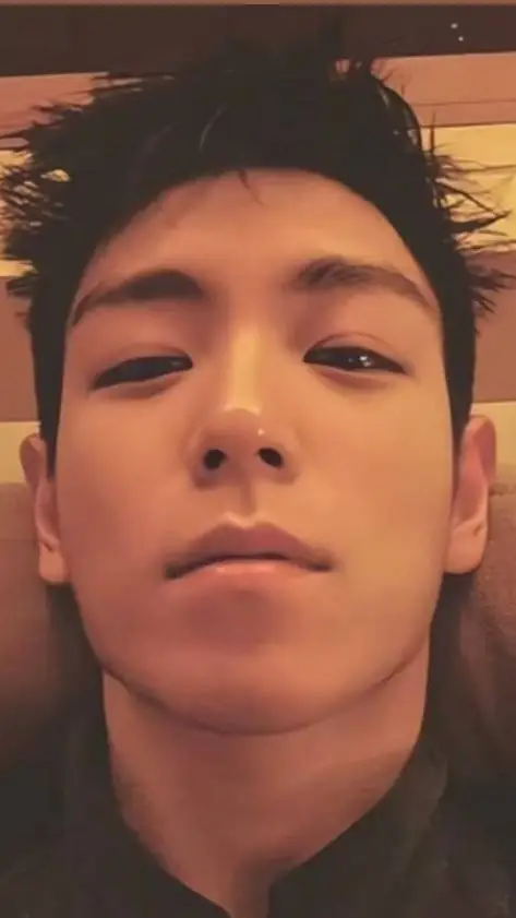 ai character: T.O.P background