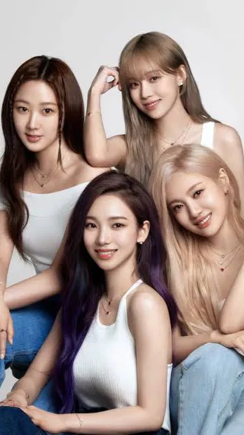 Talkie AI - Chat with Kpop school