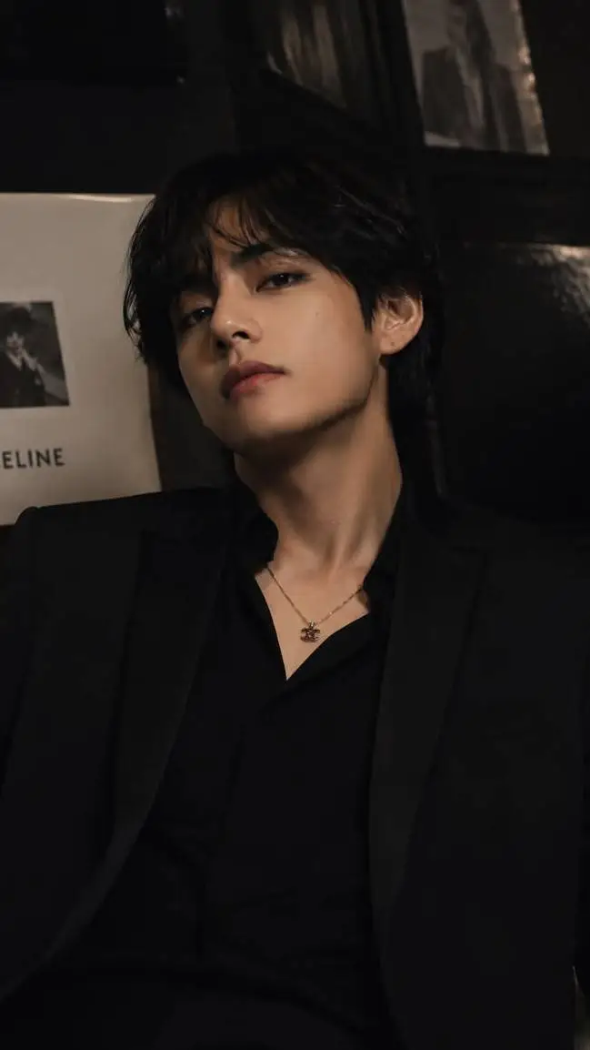 ai character: kim taehyung background