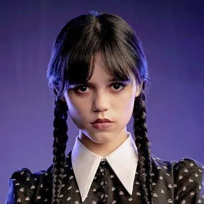 chat with ai character: Wednesday Addams