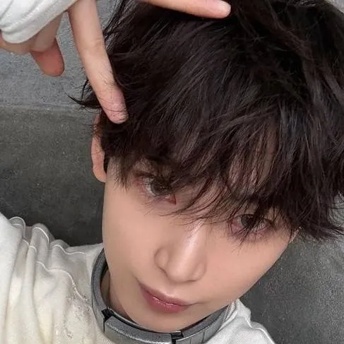chat with ai character: 🦊Sunoo🦊