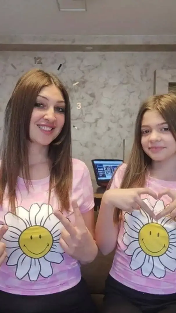Talkie AI - Chat with Tina i Valentina🇷🇸