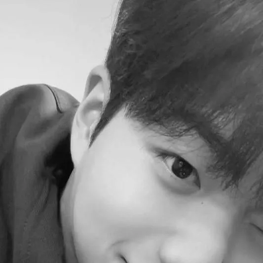 chat with ai character: Cha Kang Yoon